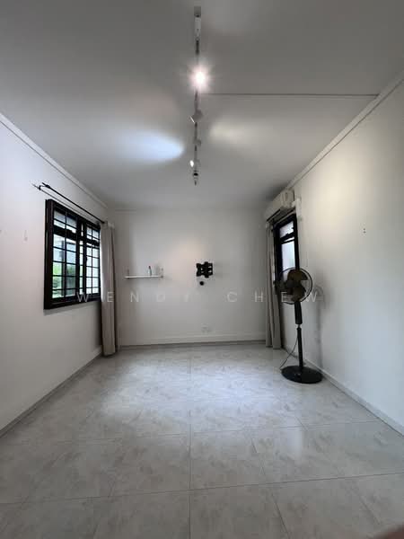 121A Rivervale Drive HDB Flat For Sale at S$ 630,000 | PropertyGuru Singapore - Master Room