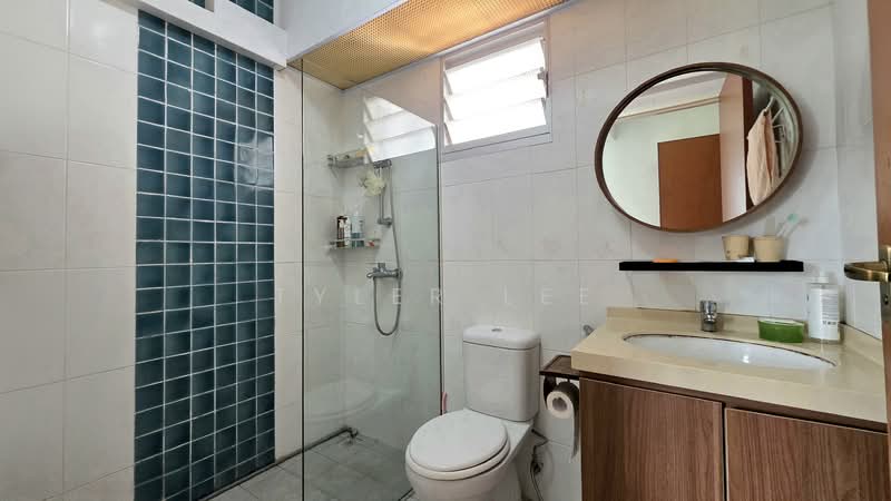 415B Fernvale Link HDB Flat For Sale at S$ 655,000 | PropertyGuru Singapore - Bathroom