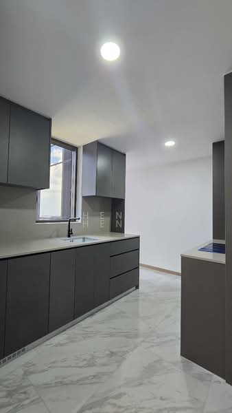 The Landmark, 173 Chin Swee Road, 2 Bedrooms, 764 sqft, Condominium For Rent, by Heng Heng, 500072409 - Kitchen - PropertyGuru.com.sg