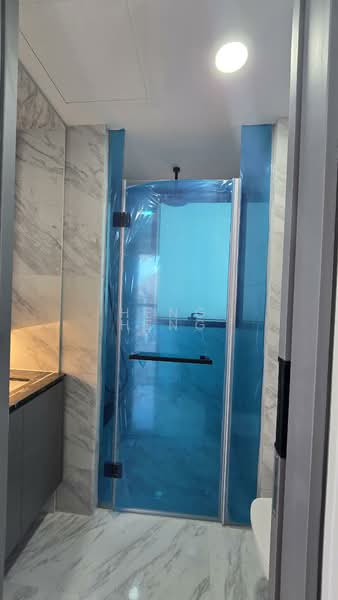 The Landmark, 173 Chin Swee Road, 2 Bedrooms, 764 sqft, Condominium For Rent, by Heng Heng, 500072409 - Bathroom - PropertyGuru.com.sg