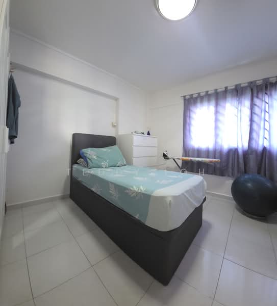 104 Spottiswoode Park Road HDB Flat For Sale at S$ 890,000 | PropertyGuru Singapore - Bedroom