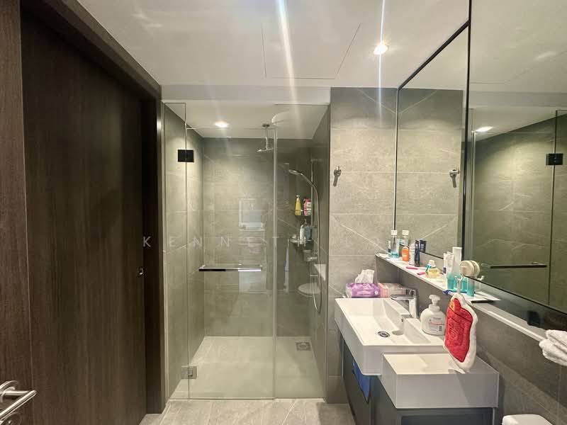 Riverfront Residences, 45 Hougang Avenue 7, 1 Bedroom, 581 sqft, Condominium For Rent, by Kenneth Loh, 500072417 - Bathroom - PropertyGuru.com.sg