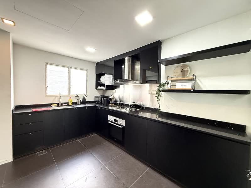 The Atria at Meyer, 61 Meyer Road, Room Rental, 160 sqft, Condominium For Rent, by Kyne Chan, 500072421 - Kitchen - PropertyGuru.com.sg