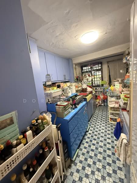 77 Indus Road HDB Flat For Sale at S$ 478,000 | PropertyGuru Singapore - Kitchen