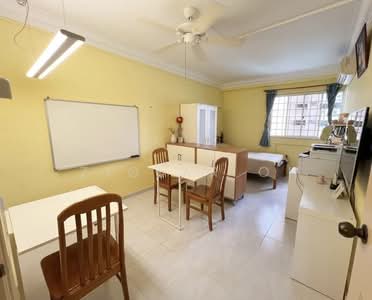 For Rent - 243 Tampines Street 21