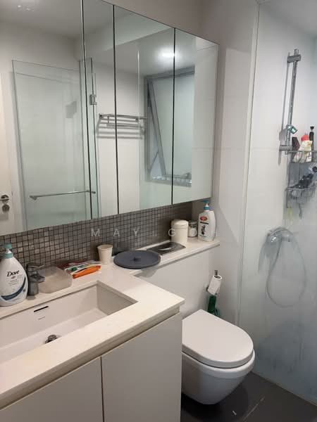 The Minton Condominium For Sale at S$ 1,720,000 | PropertyGuru Singapore - Bathroom