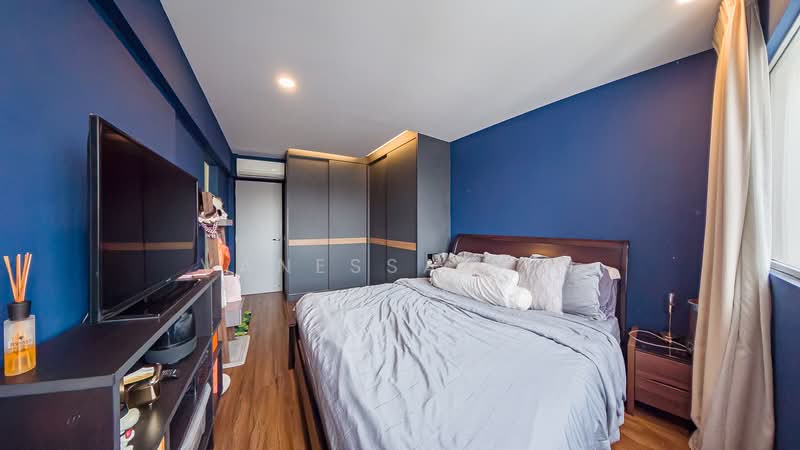 103 Jalan Rajah HDB Flat For Sale at S$ 1,028,000 | PropertyGuru Singapore - Master Bedroom