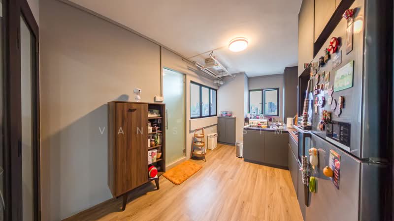 103 Jalan Rajah HDB Flat For Sale at S$ 1,028,000 | PropertyGuru Singapore - Kitchen