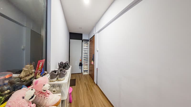 103 Jalan Rajah HDB Flat For Sale at S$ 1,028,000 | PropertyGuru Singapore - Entrance