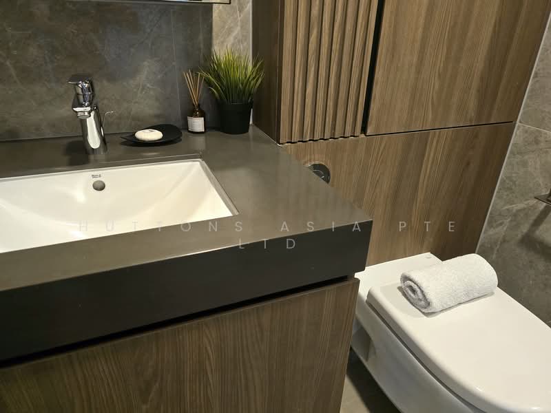 AMO Residence, 21 Ang Mo Kio Rise, 5 Bedrooms, 1,475 sqft, Condominium For Rent, by MARK TAN, 500072457 - Bathroom - PropertyGuru.com.sg