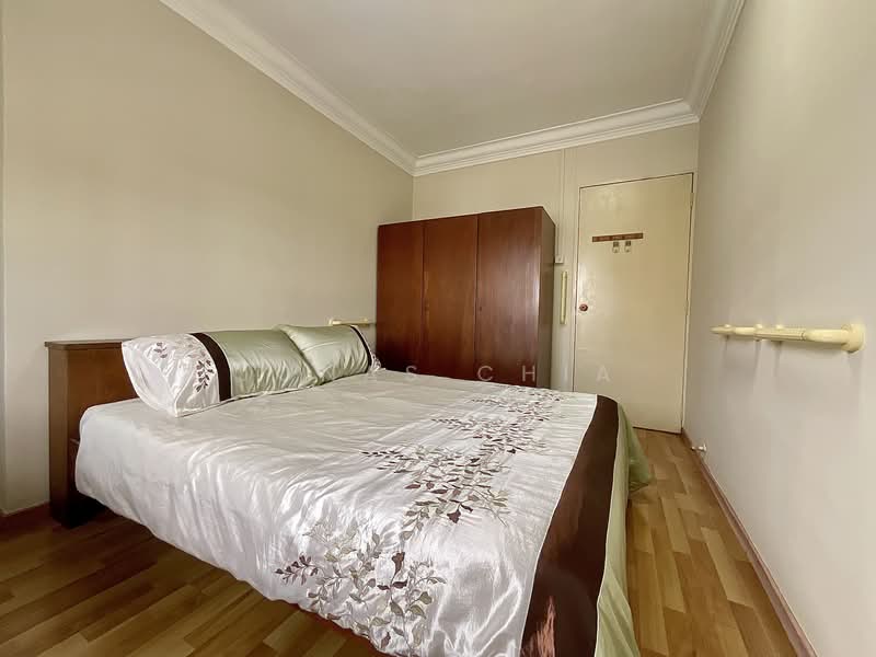 272 Pasir Ris Street 21 HDB Flat For Sale at S$ 630,000 | PropertyGuru Singapore - Bedroom