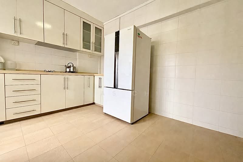 272 Pasir Ris Street 21 HDB Flat For Sale at S$ 630,000 | PropertyGuru Singapore - Kitchen