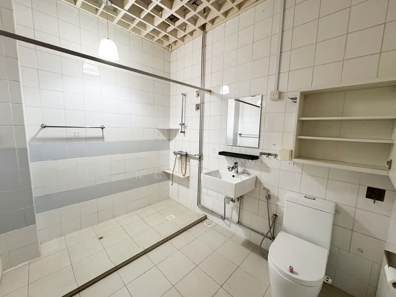 Greenwood Villas Terraced House For Sale at S$ 6,800,000 | PropertyGuru Singapore - Bathroom