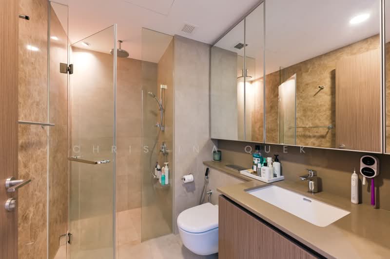 Seaside Residences Apartment For Sale at S$ 1,200,000 | PropertyGuru Singapore - Bathroom