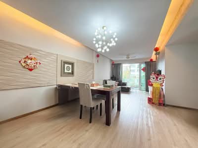 For Sale - The Warren