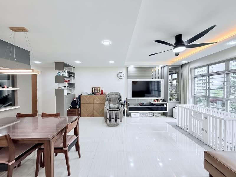 523C Tampines Central 7, 523C Tampines Central 7, 3 Bedrooms, 1,216 sqft, HDB Flat For Rent, by Tricia Ong, 500072509 - Living Room - PropertyGuru.com.sg