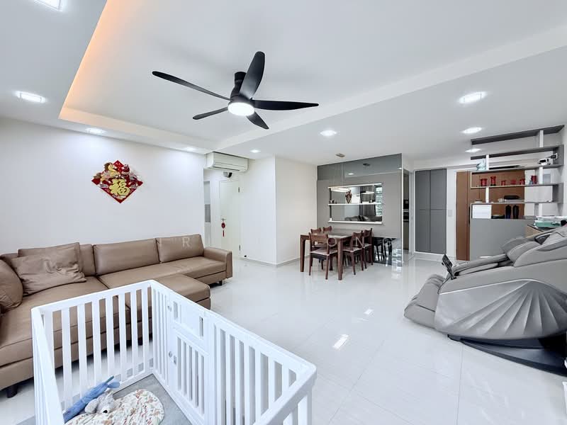 523C Tampines Central 7, 523C Tampines Central 7, 3 Bedrooms, 1,216 sqft, HDB Flat For Rent, by Tricia Ong, 500072509 - Living Room - PropertyGuru.com.sg