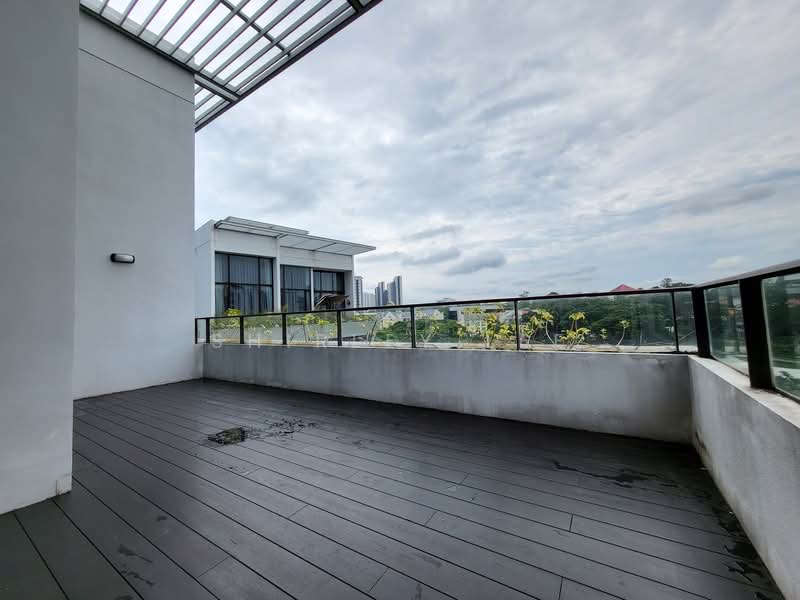 The Crest, 101 Prince Charles Crescent, 3 Bedrooms, 1,378 sqft, Condominium For Rent, by Shirley Lee, 500072520 - Balcony - PropertyGuru.com.sg