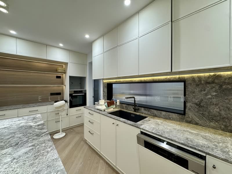 Four Seasons Park, 10 Cuscaden Walk, 4 Bedrooms, 2,260 sqft, Condominium For Rent, by Ella Chang 张慧媄, 500072547 - Kitchen - PropertyGuru.com.sg