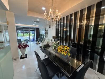 For Sale - Hillcrest Villa