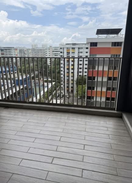 Tre Residences Condominium For Sale at S$ 1,850,000 | PropertyGuru Singapore - Balcony