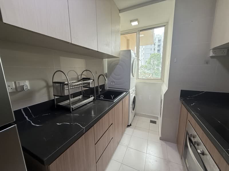 Watercolours, 25 Pasir Ris Link, 3 Bedrooms, 915 sqft, Executive Condominium For Rent, by Jerry Lee, 500072556 - Kitchen - PropertyGuru.com.sg