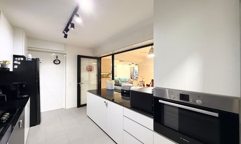 351D Anchorvale Road HDB Flat For Sale at S$ 758,000 | PropertyGuru Singapore - Kitchen