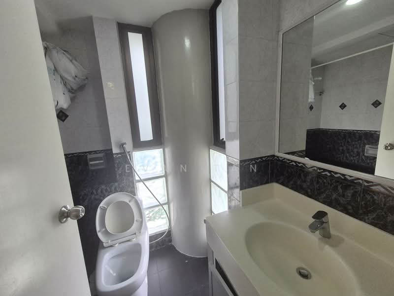 The Tanamera, 1 Tanah Merah Kechil Road, Room Rental, 180 sqft, Condominium For Rent, by Evan Tan, 500072594 - Bathroom - PropertyGuru.com.sg