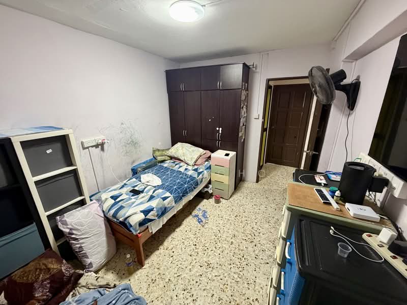 441 Ang Mo Kio Avenue 10 HDB Flat For Sale at S$ 460,000 | PropertyGuru Singapore - Bedroom