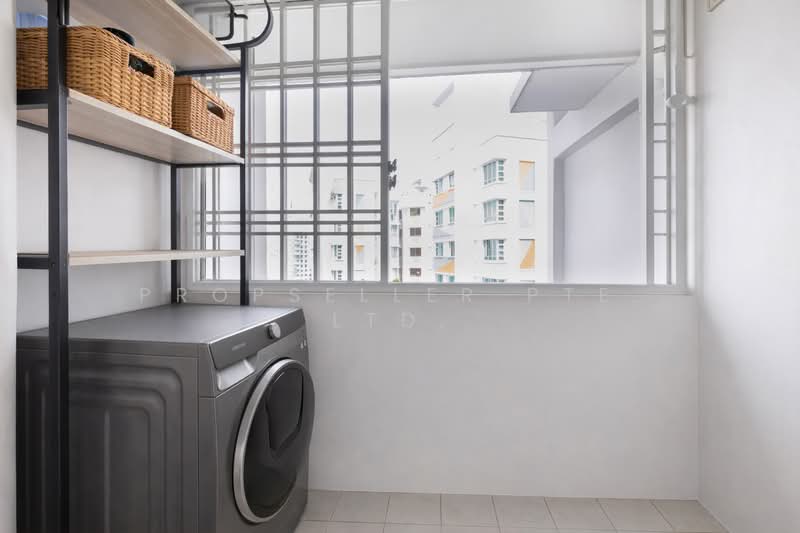 453C Fernvale Road HDB Flat For Sale at S$ 700,000 | PropertyGuru Singapore - Balcony