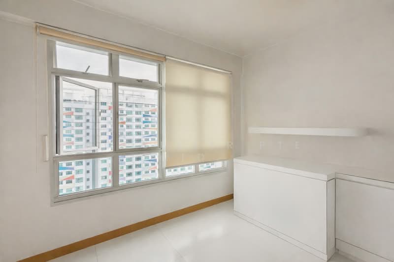 453C Fernvale Road HDB Flat For Sale at S$ 700,000 | PropertyGuru Singapore - Interior