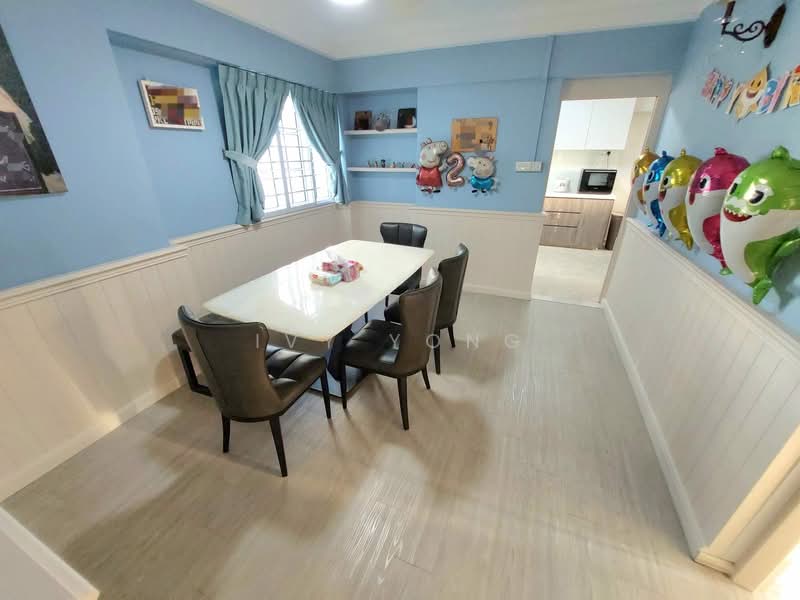 109 Pasir Ris Street 11 HDB Flat For Sale at S$ 730,000 | PropertyGuru Singapore - Dining Room