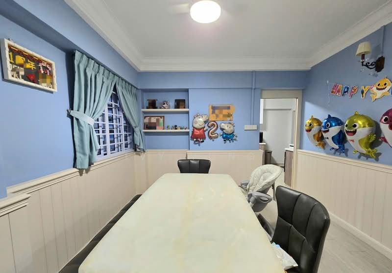 109 Pasir Ris Street 11 HDB Flat For Sale at S$ 730,000 | PropertyGuru Singapore - Dining Room