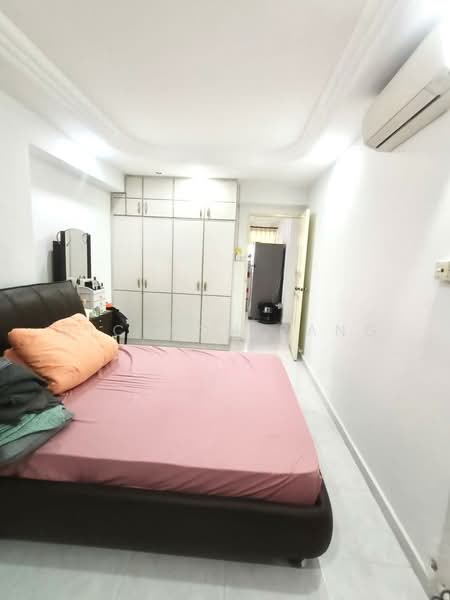 485D Choa Chu Kang Avenue 5 HDB Flat For Sale at S$ 538,000 | PropertyGuru Singapore - Bedroom
