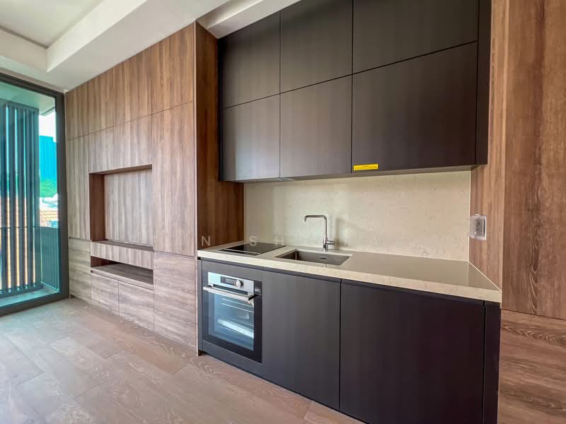 Cheap Brand New Freehold Luxurious 1B with Household Shelter and Window in toilet! Condominium For Sale at S$ 1,290,000 | PropertyGuru Singapore
