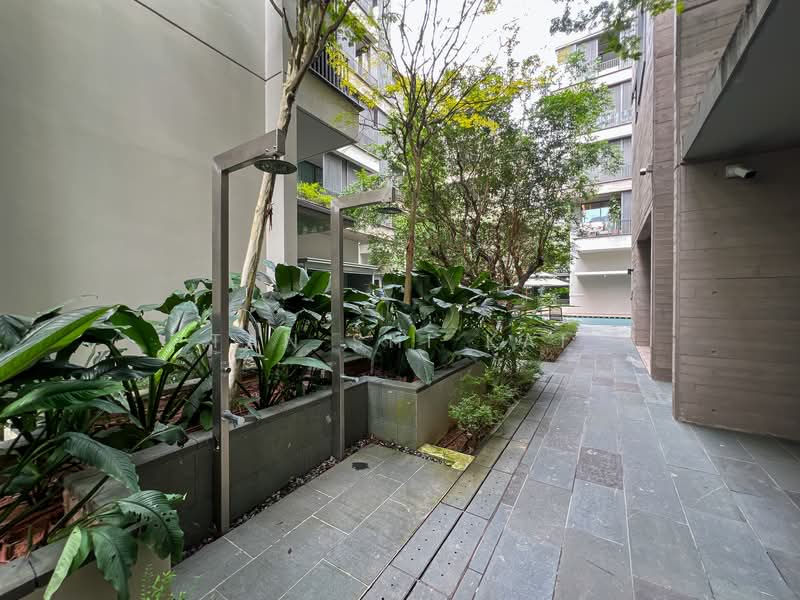 Cheap Brand New Freehold Luxurious 1B with Household Shelter and Window in toilet! Condominium For Sale at S$ 1,290,000 | PropertyGuru Singapore - Exterior