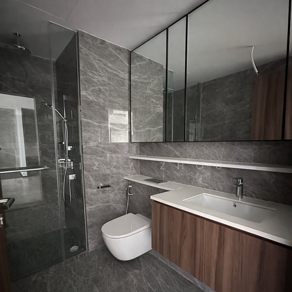 Lentor Modern, 3 Lentor Central, 2 Bedrooms, 678 sqft, Condominium For Rent, by Lizzy Zhou, 500072649 - Bathroom - PropertyGuru.com.sg