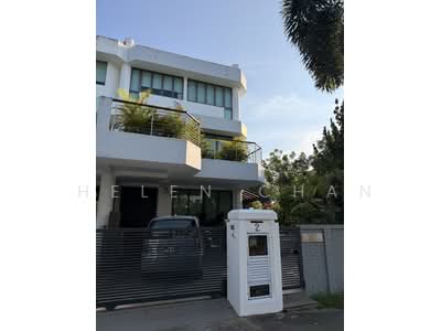 For Sale - Chestnut Gardens