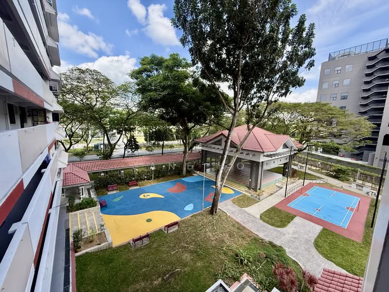 207 Toa Payoh North HDB Flat For Sale at S$ 428,000 | PropertyGuru Singapore - Exterior