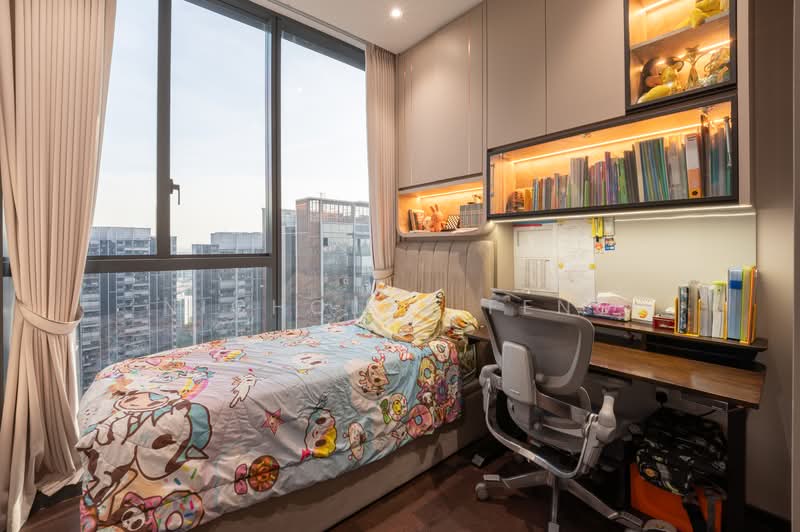 Parc Clematis Condominium For Sale at S$ 4,800,000 | PropertyGuru Singapore - Bedroom