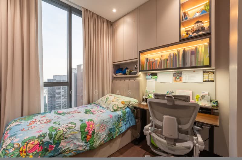 Parc Clematis Condominium For Sale at S$ 4,800,000 | PropertyGuru Singapore - Bedroom