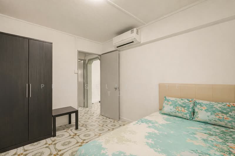 540 Bedok North Street 3 HDB Flat For Sale at S$ 385,000 | PropertyGuru Singapore - Bedroom