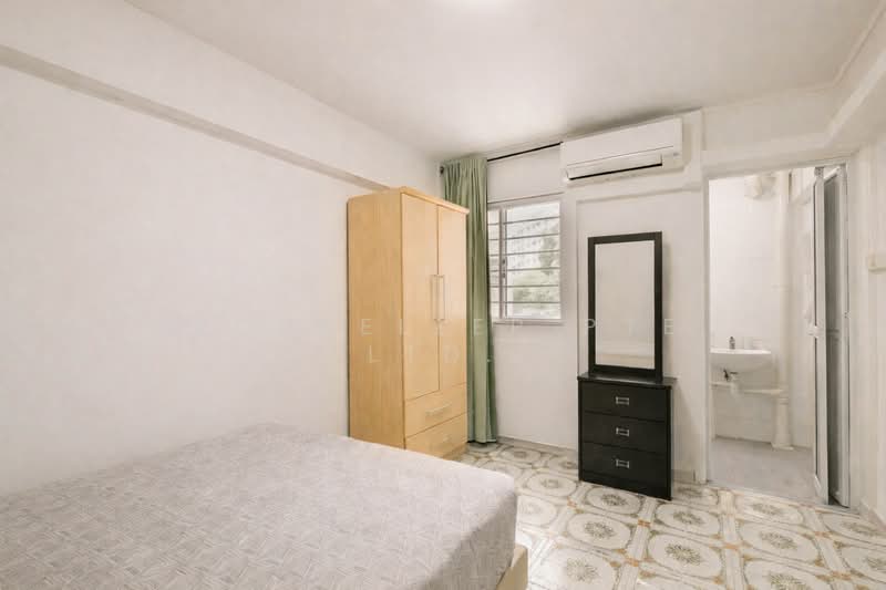 540 Bedok North Street 3 HDB Flat For Sale at S$ 385,000 | PropertyGuru Singapore - Bedroom