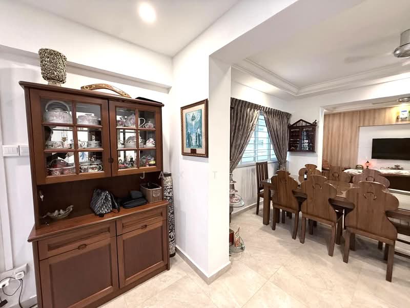 6 Boon Keng Road HDB Flat For Sale at S$ 1,150,000 | PropertyGuru Singapore - Dining Room