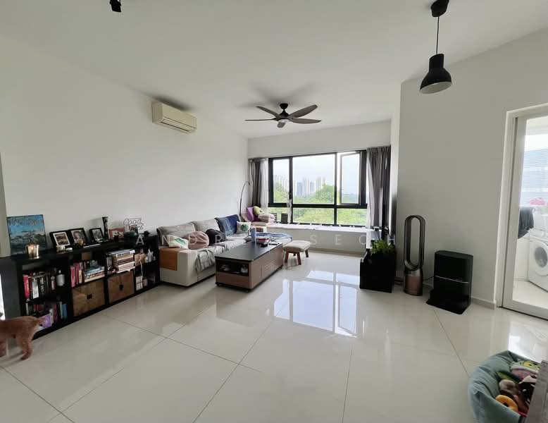The Interlace, 212 Depot Road, 2 Bedrooms, 1,001 sqft, Condominium For Sale, by Andrea Seoh, 500072673 - Living Room - PropertyGuru.com.sg