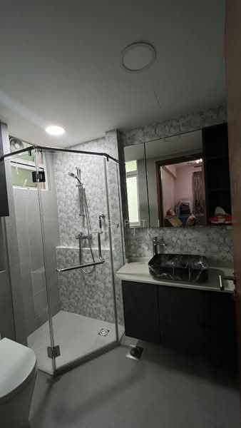 Butterworth 8, 6 Butterworth Lane, 4 Bedrooms, 1,776 sqft, Condominium For Rent, by Deepti Malik, 500072676 - Bathroom - PropertyGuru.com.sg