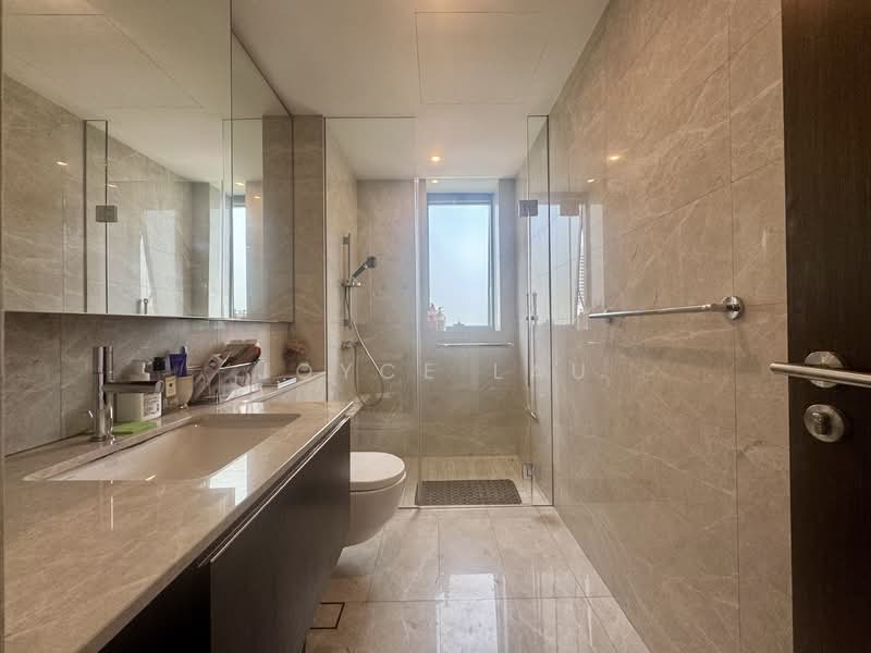 JadeScape Condominium For Sale at S$ 4,990,000 | PropertyGuru Singapore - Bathroom