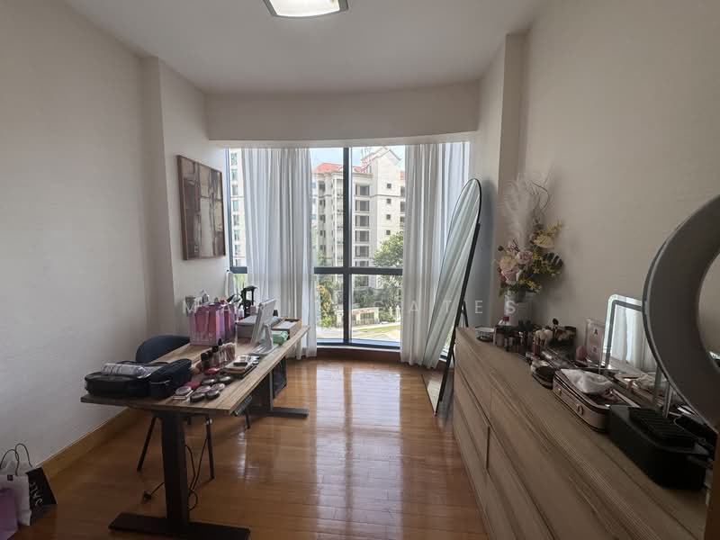 2nd bedroom is also huge