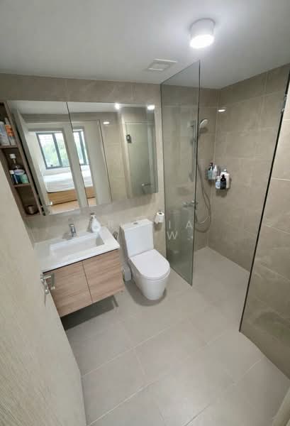 Treasure at Tampines Condominium For Sale at S$ 1,100,000 | PropertyGuru Singapore - Bathroom