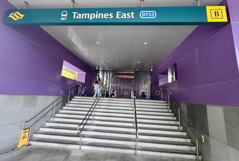 285 Tampines Street 22 HDB Flat For Sale at S$ 500,000 | PropertyGuru Singapore - Exterior